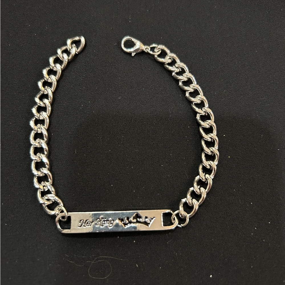 Couples King & Queen Bracelet Set - Picture 2 of 6